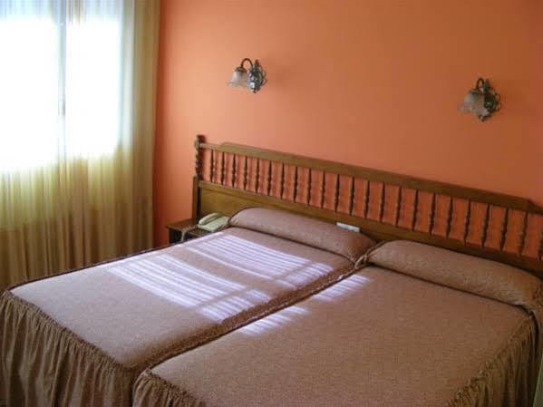 Pr Alameda Hotel Santiago de Compostela Ngoại thất bức ảnh